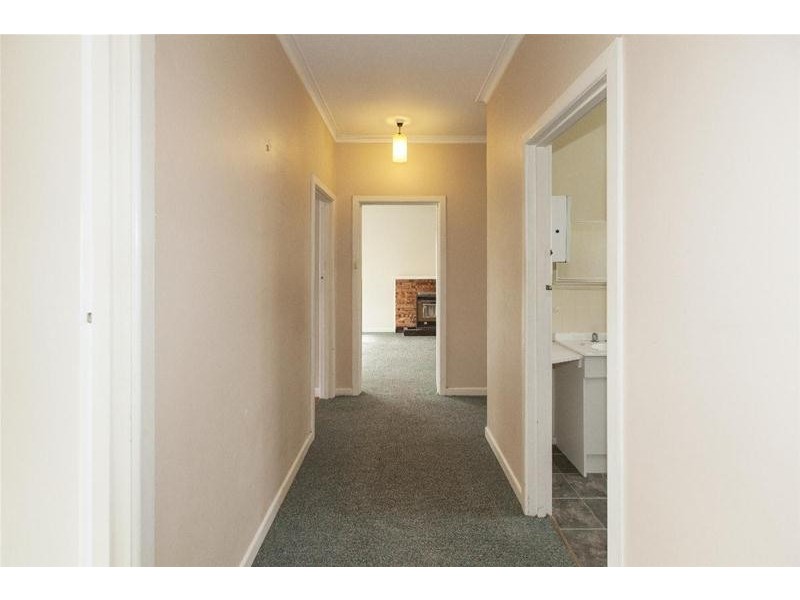 1 JENKINS Street, Ararat VIC 3377