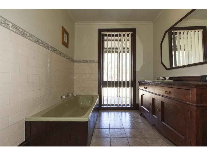 191 Churchill  Crossing Road, Great Western VIC 3374