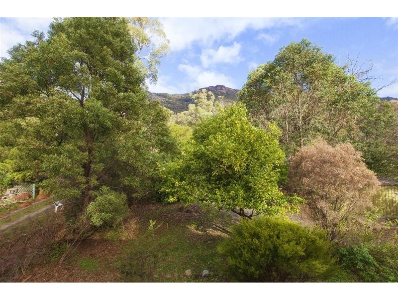 4 Thompson Street, Halls Gap VIC 3381