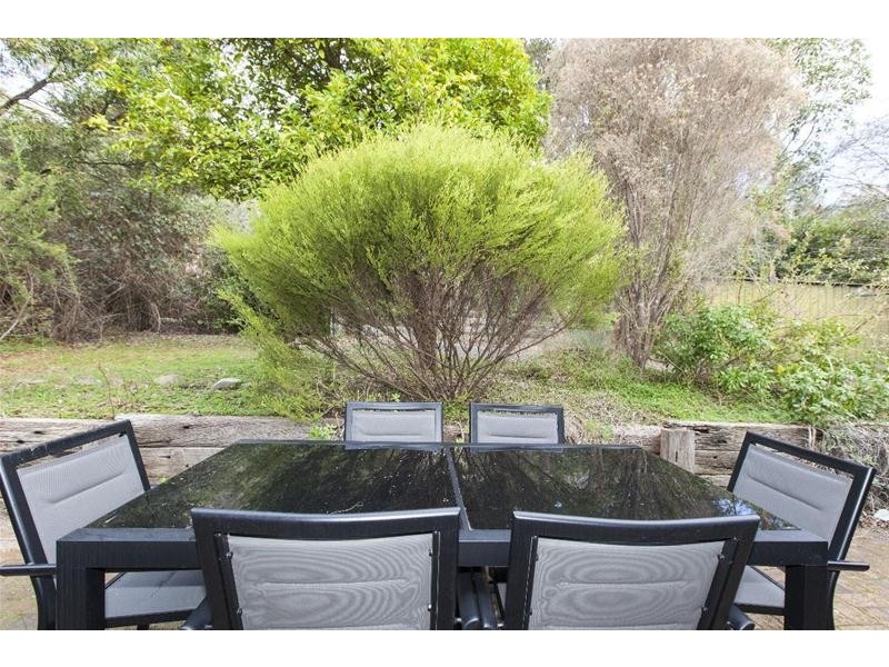 4 Thompson Street, Halls Gap VIC 3381