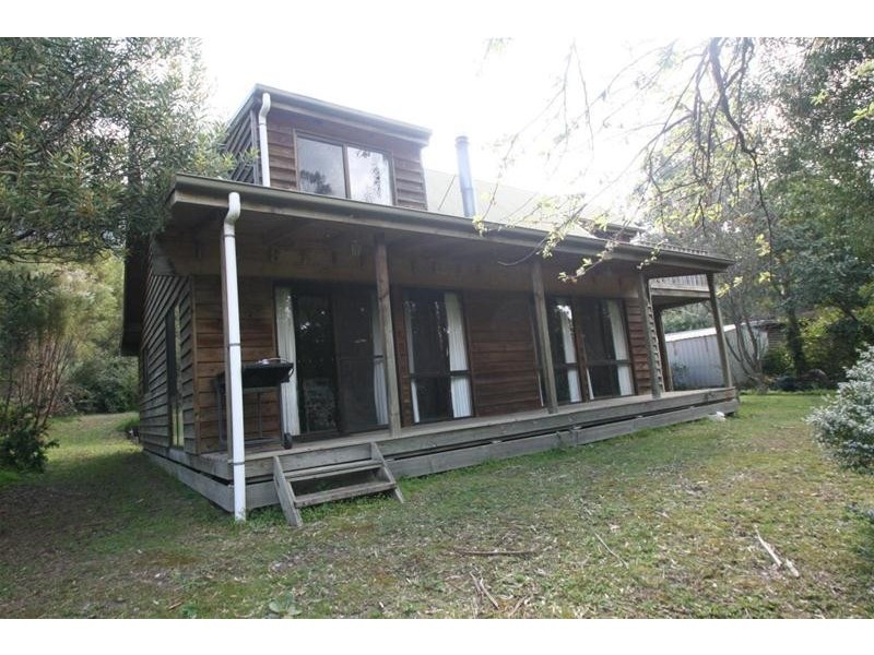 4 Thompson Street, Halls Gap VIC 3381