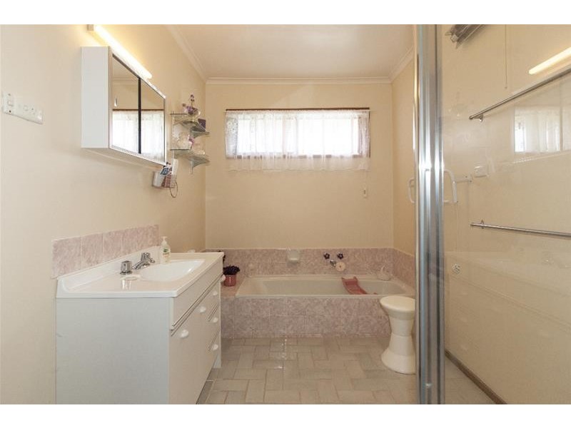 85 Campbell Street, Ararat VIC 3377