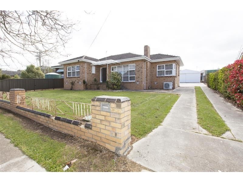 18 BARKLY WEST Street, Ararat VIC 3377