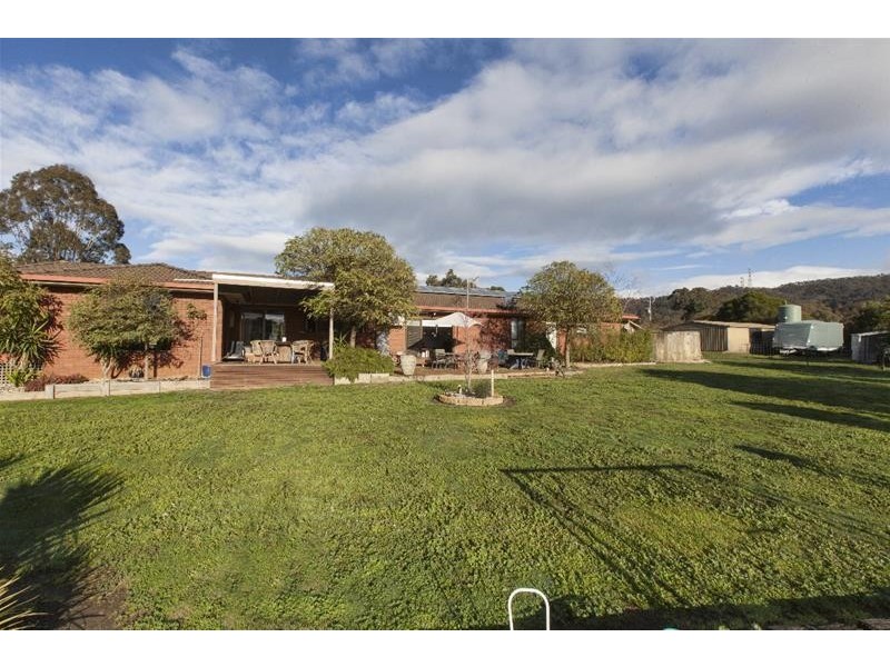 102 Picnic Road, Ararat VIC 3377