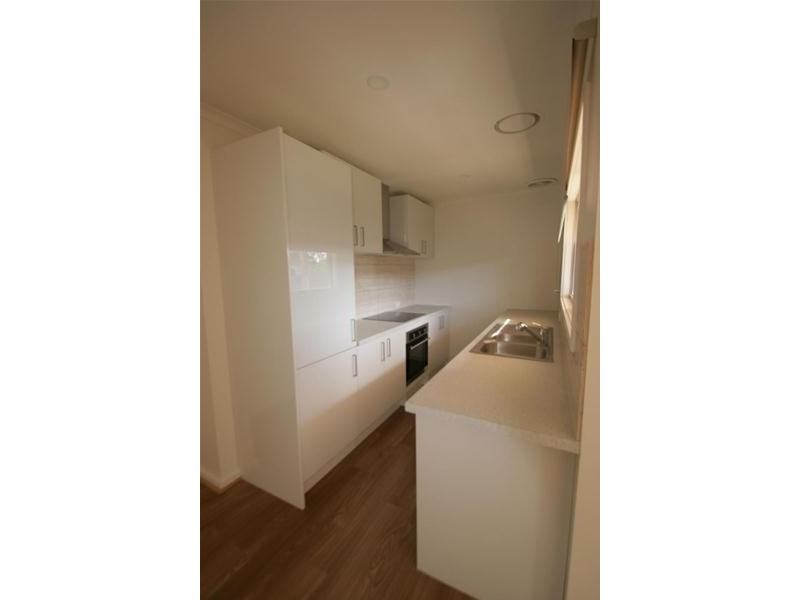 8 GREVILLEA Court, Ararat VIC 3377