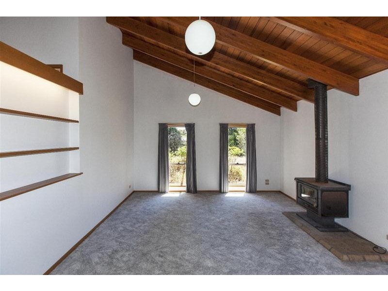 9 GOLFLINKS Road, Ararat VIC 3377