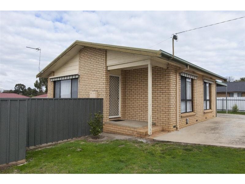 2 Lowe Street, Ararat VIC 3377