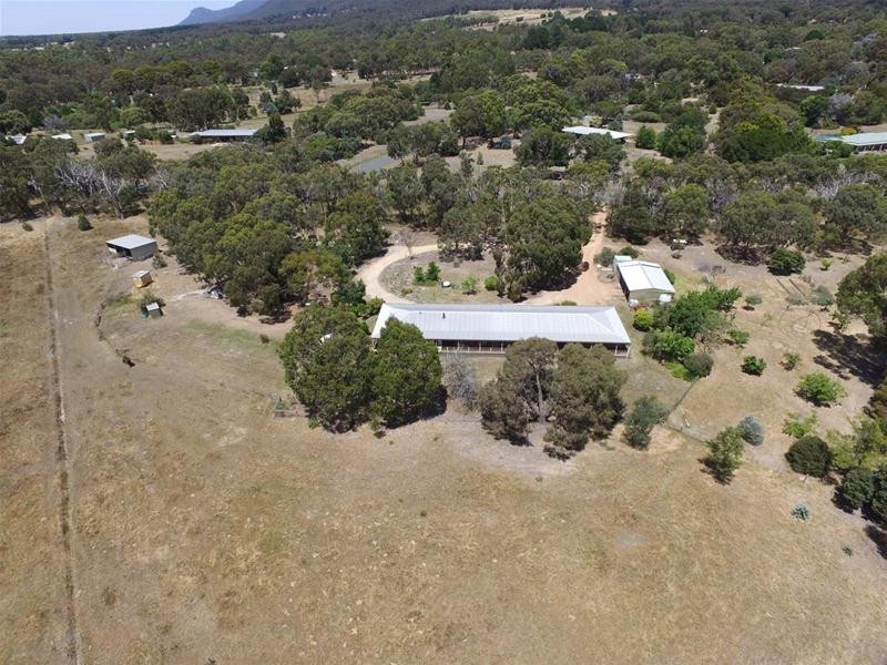 40 Robins Road, Pomonal VIC 3381