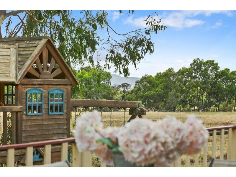 40 Robins Road, Pomonal VIC 3381