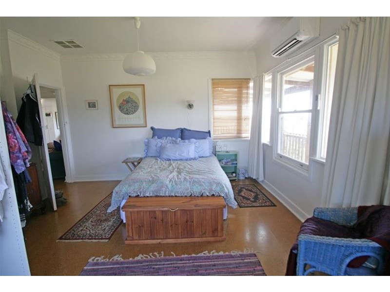 143 Riflebutts Road, Landsborough VIC 3384