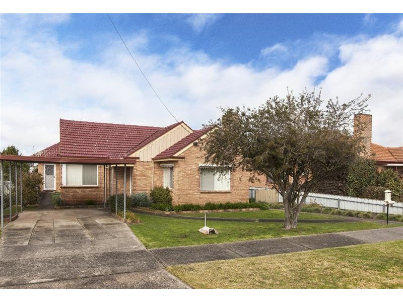 6 Clay Street, Ararat VIC 3377