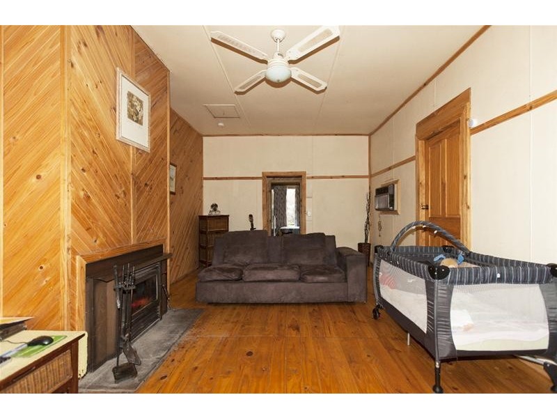 1 Brooke Street, Moyston VIC 3377