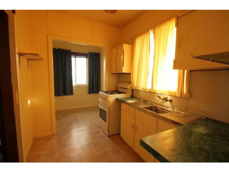 2 CLARKE Street, Ararat VIC 3377