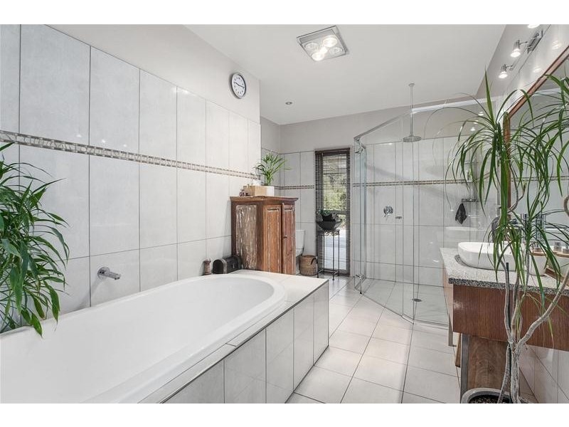 611 Panrock Reservoir Road, Great Western VIC 3374