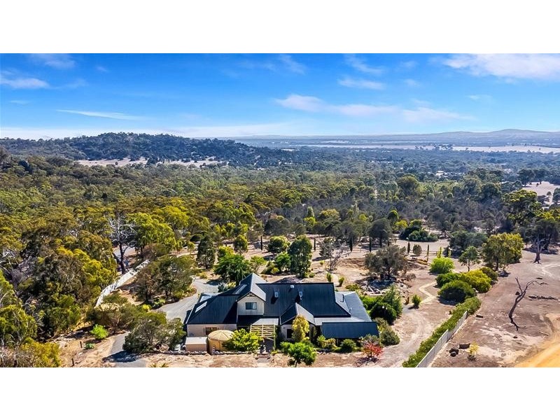 611 Panrock Reservoir Road, Great Western VIC 3374