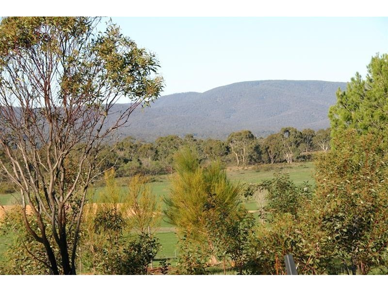 16 Jeffery Lane, Landsborough VIC 3384