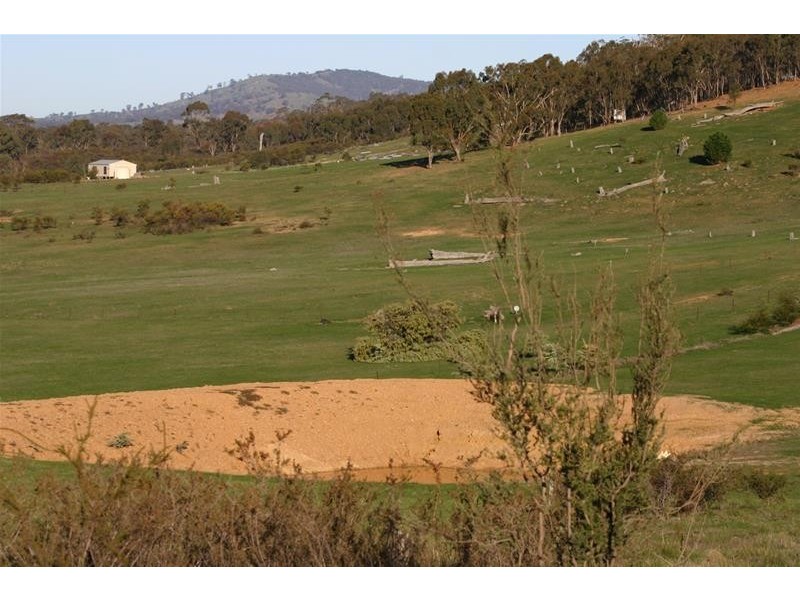 16 Jeffery Lane, Landsborough VIC 3384