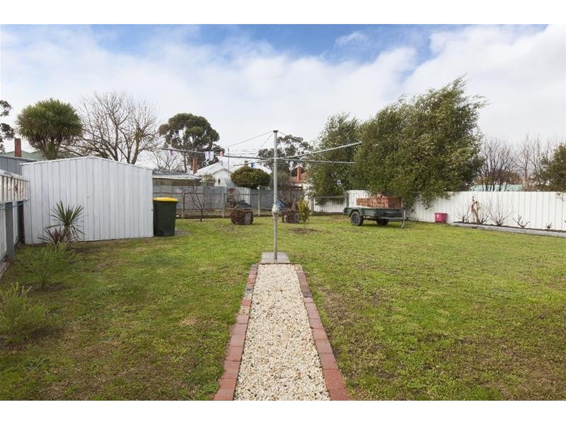 5 Best Street, Ararat VIC 3377