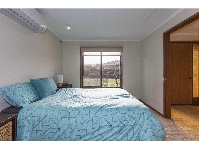 2 Ellerker Avenue, Ararat VIC 3377