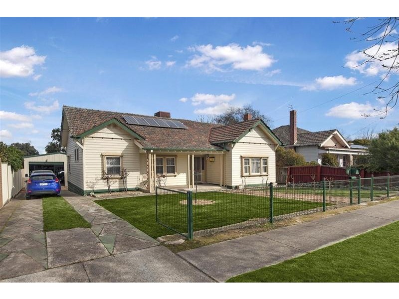 6 Rundell Street, Ararat VIC 3377