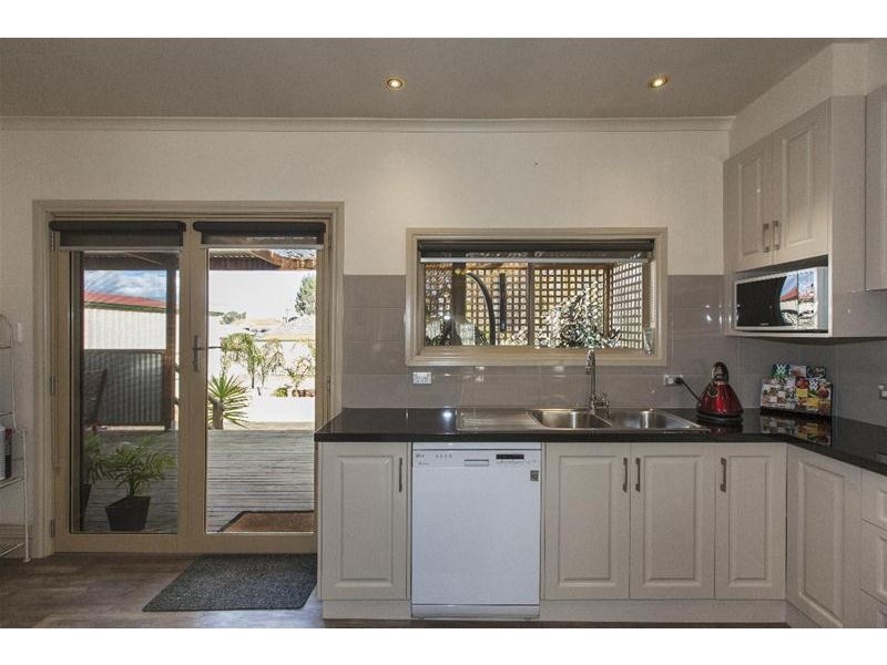 6 Rundell Street, Ararat VIC 3377