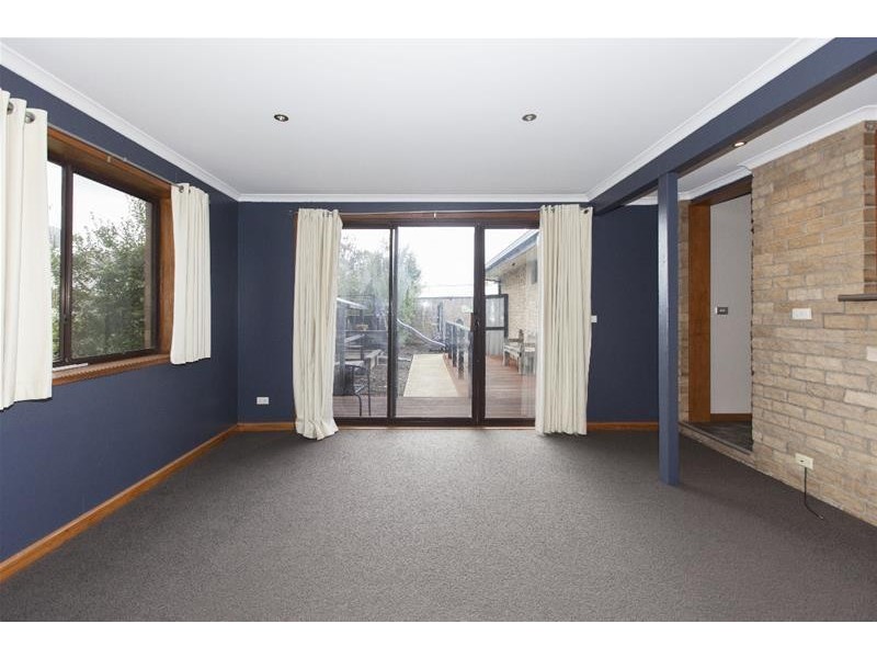 17 Kneebone Street, Ararat VIC 3377