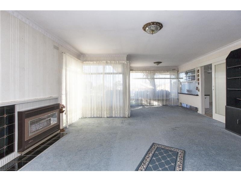 4 Lowe Street, Ararat VIC 3377