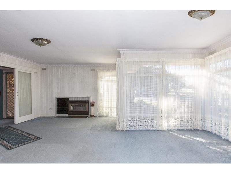 4 Lowe Street, Ararat VIC 3377