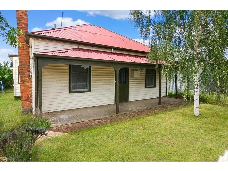 19 PALMERSTON Street, Ararat VIC 3377