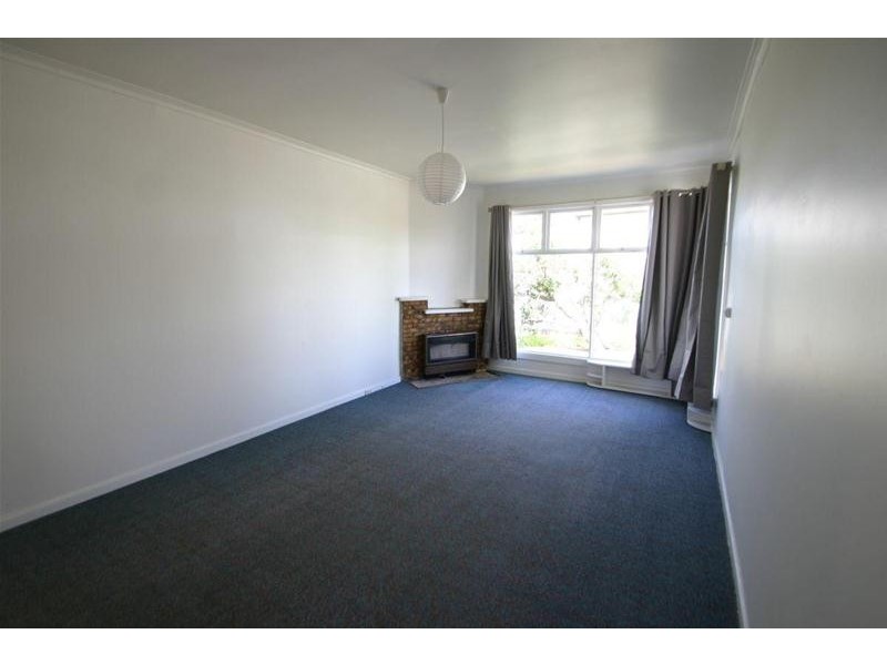 106 MOORE Street, Ararat VIC 3377