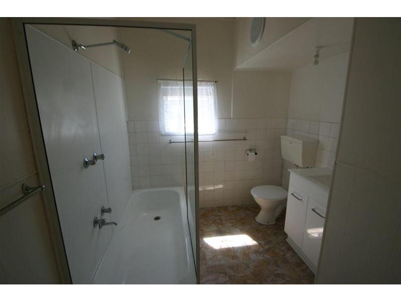 106 MOORE Street, Ararat VIC 3377