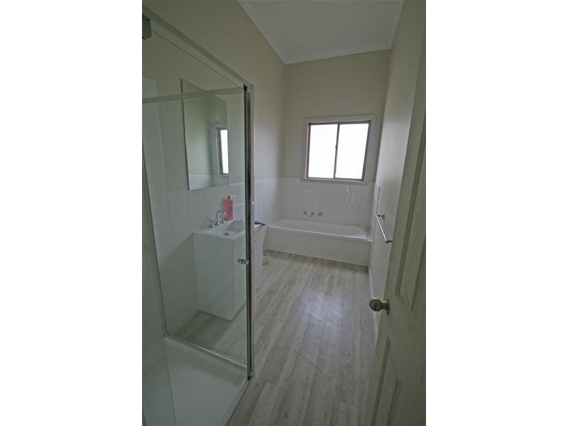 32 MAUDE Street, Ararat VIC 3377