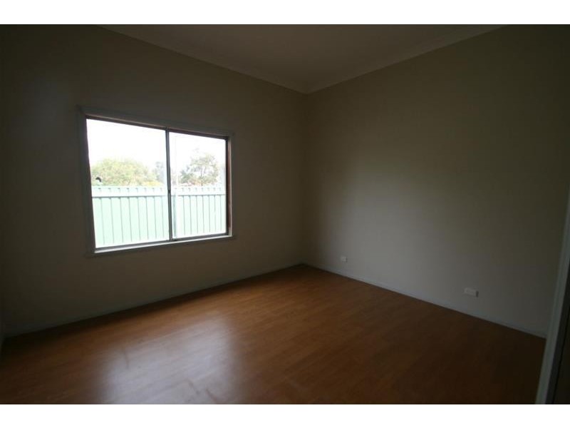 32 MAUDE Street, Ararat VIC 3377