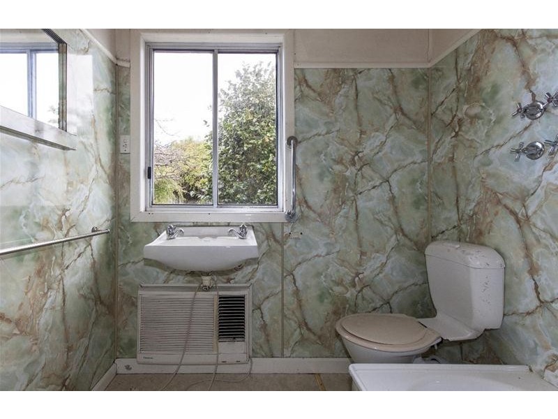 6 ROTARY Avenue, Ararat VIC 3377