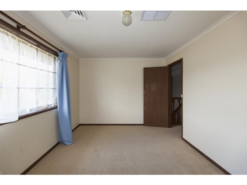 13 Blackie Avenue, Ararat VIC 3377