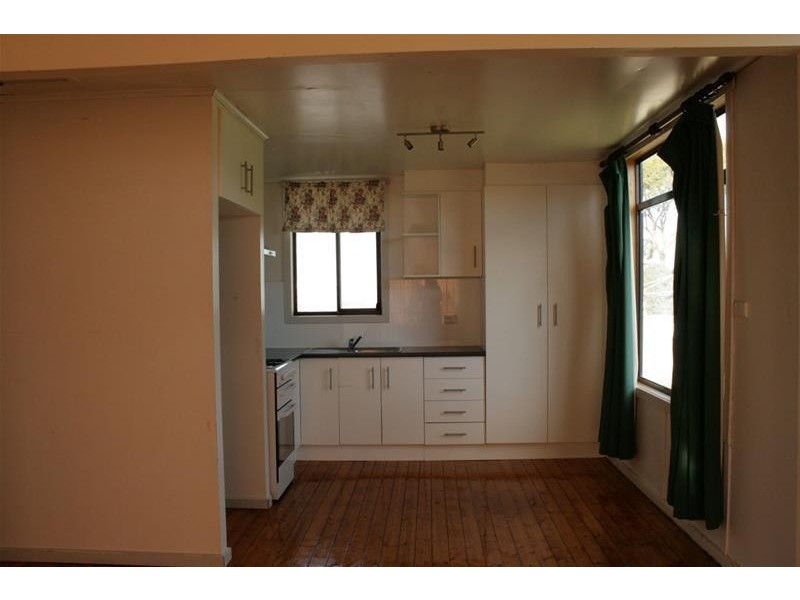 5 STEVENS Crescent, Ararat VIC 3377