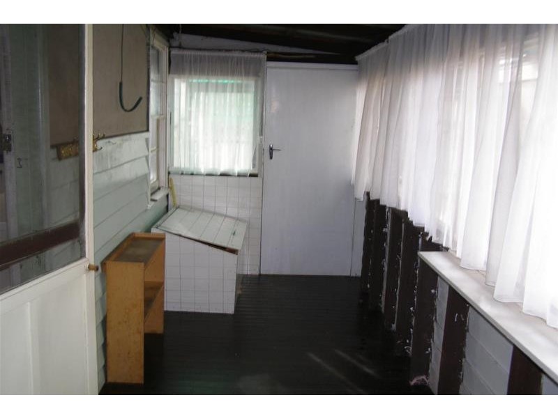 16 ACACIA Avenue, Ararat VIC 3377