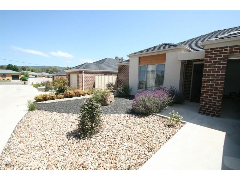 4/4 BEVERIDGE Street, Ararat VIC 3377