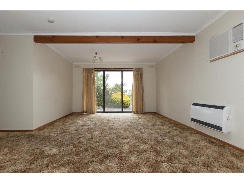 2/4 KIMBARRA Court, Ararat VIC 3377