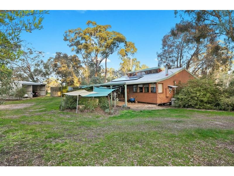 1015 Pyrenees Highway, Amphitheatre VIC 3468