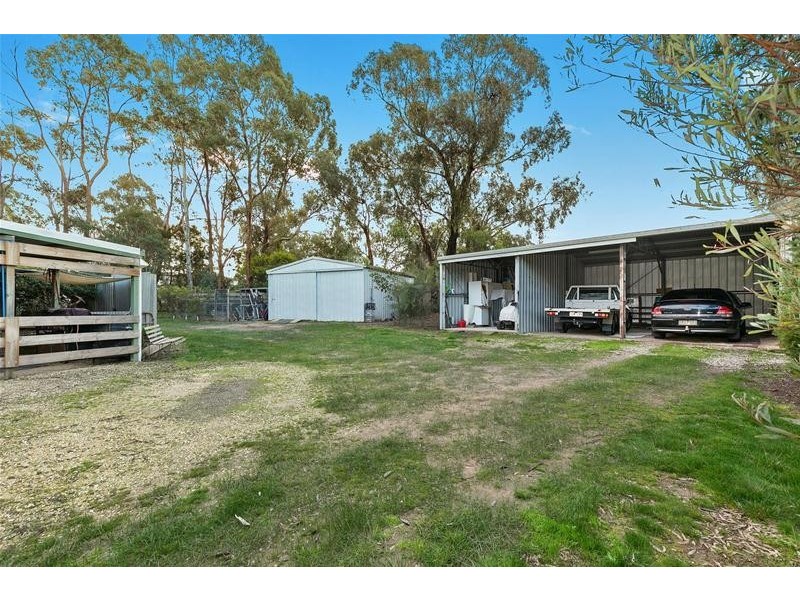 1015 Pyrenees Highway, Amphitheatre VIC 3468