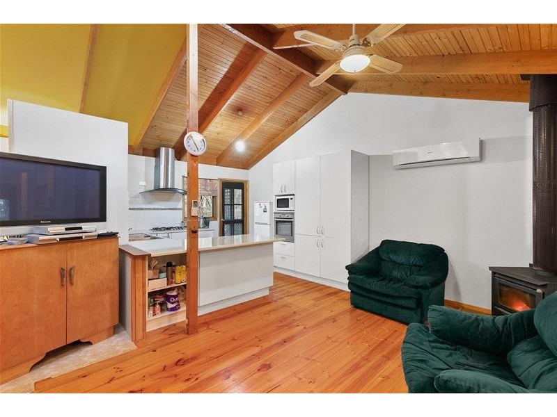 1015 Pyrenees Highway, Amphitheatre VIC 3468