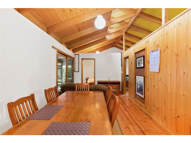 1015 Pyrenees Highway, Amphitheatre VIC 3468