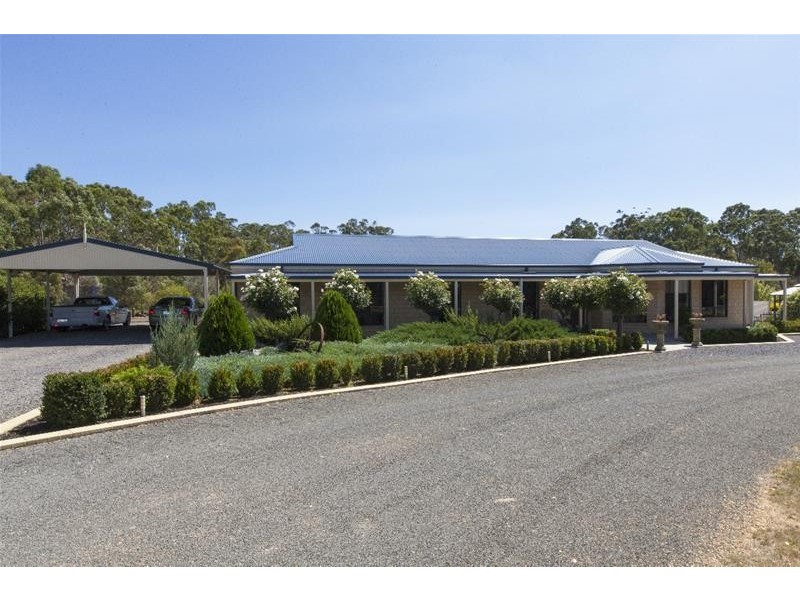 15 Kennel Road, Ararat VIC 3377