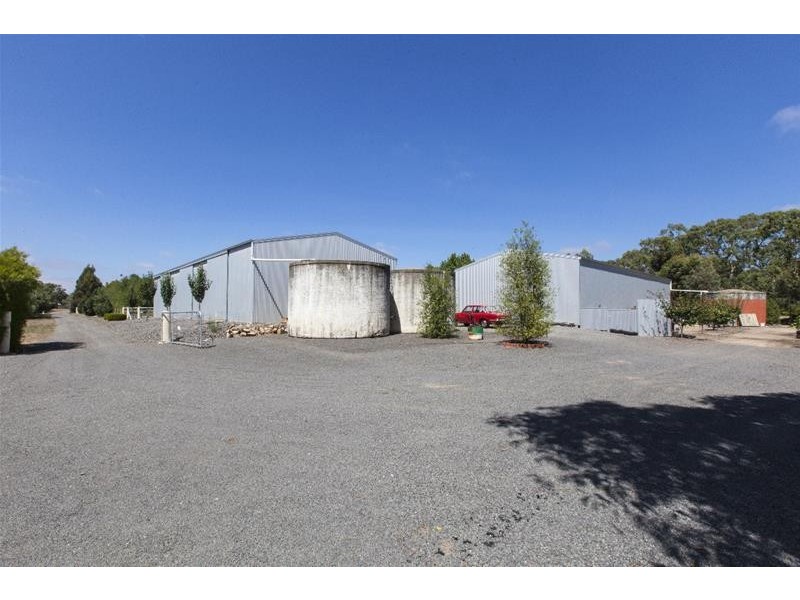 15 Kennel Road, Ararat VIC 3377