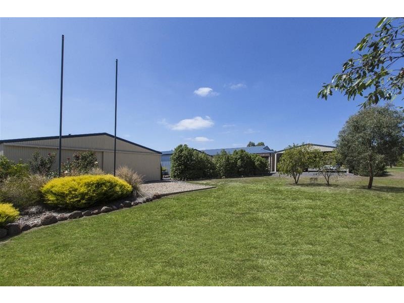 15 Kennel Road, Ararat VIC 3377