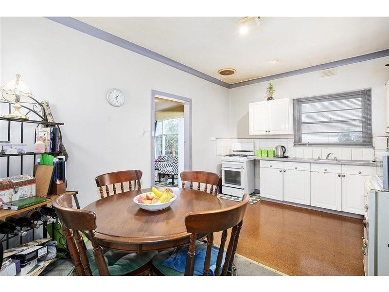 17 Laidlaw Street, Ararat VIC 3377