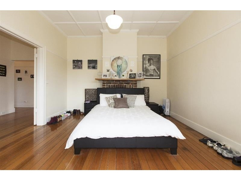 16 Barkly Street West, Ararat VIC 3377