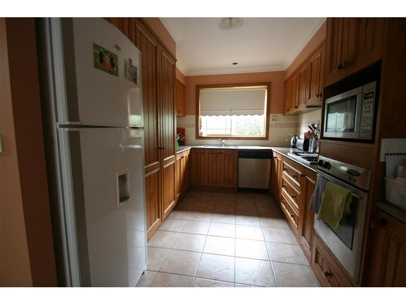 13 VANSTAN Street, Ararat VIC 3377