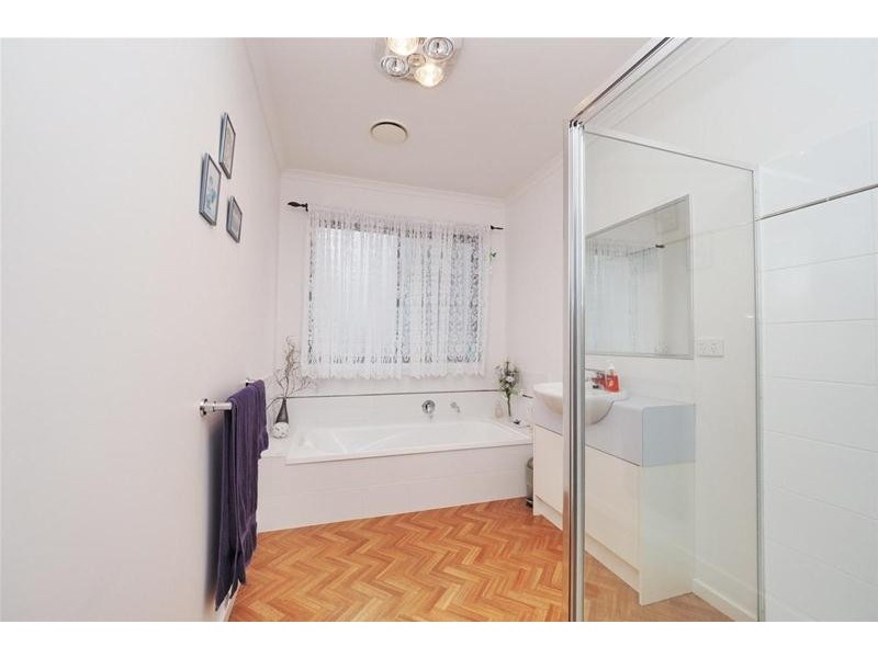 2/17A Henderson Street, Ararat VIC 3377